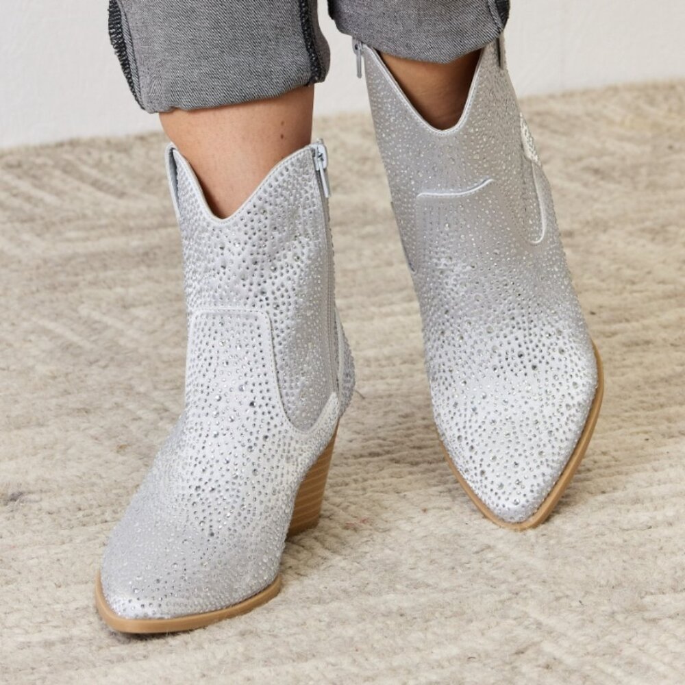Rhinestone Ankle Cowboy Boots in Silver